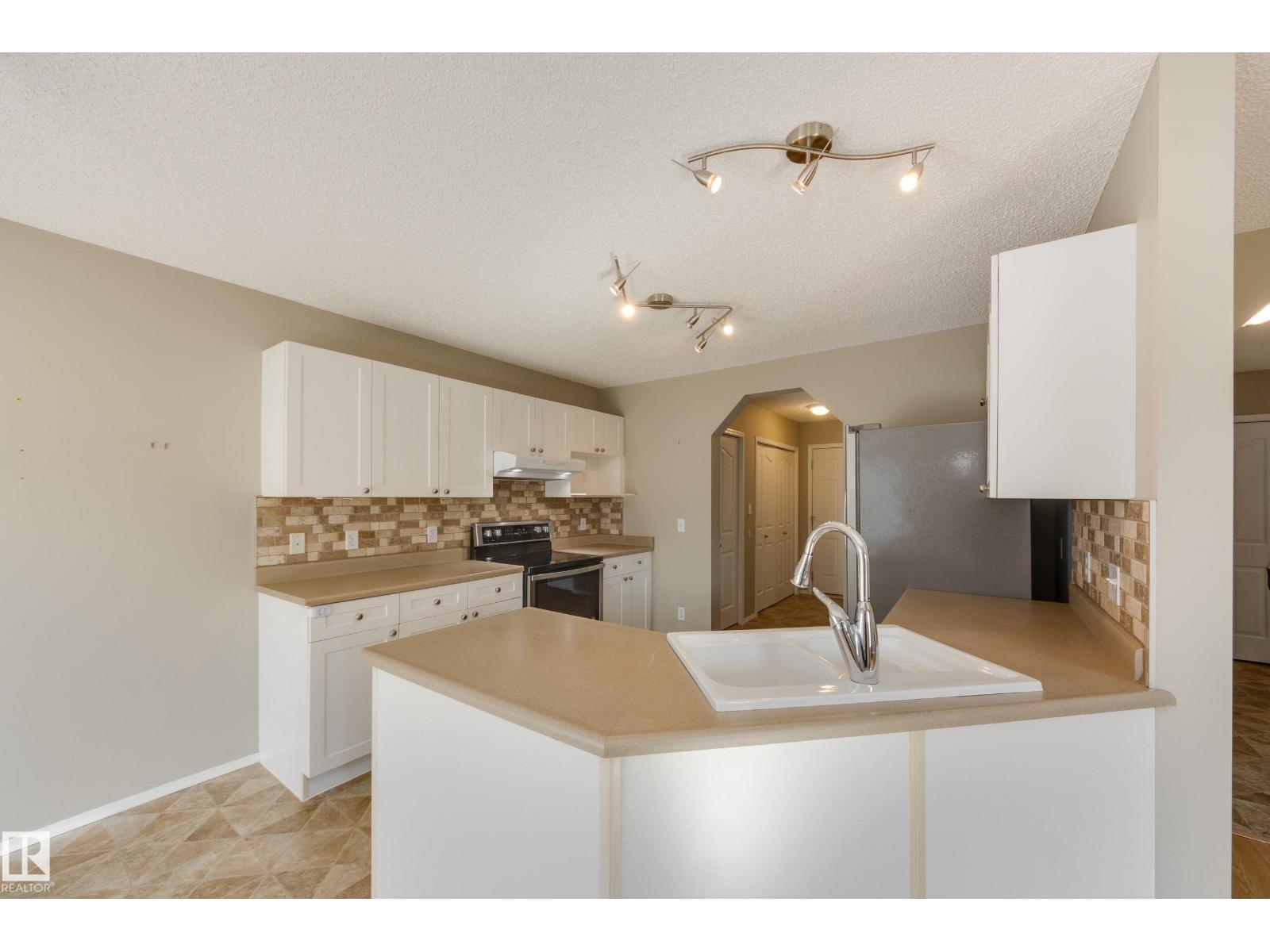 11335 167B Ave NW - 12