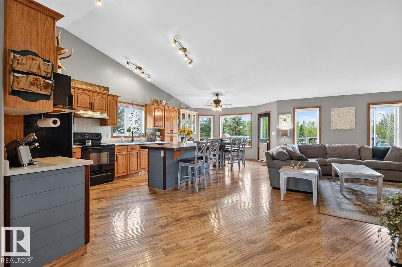 #110 52349 RGE ROAD 222 - 4