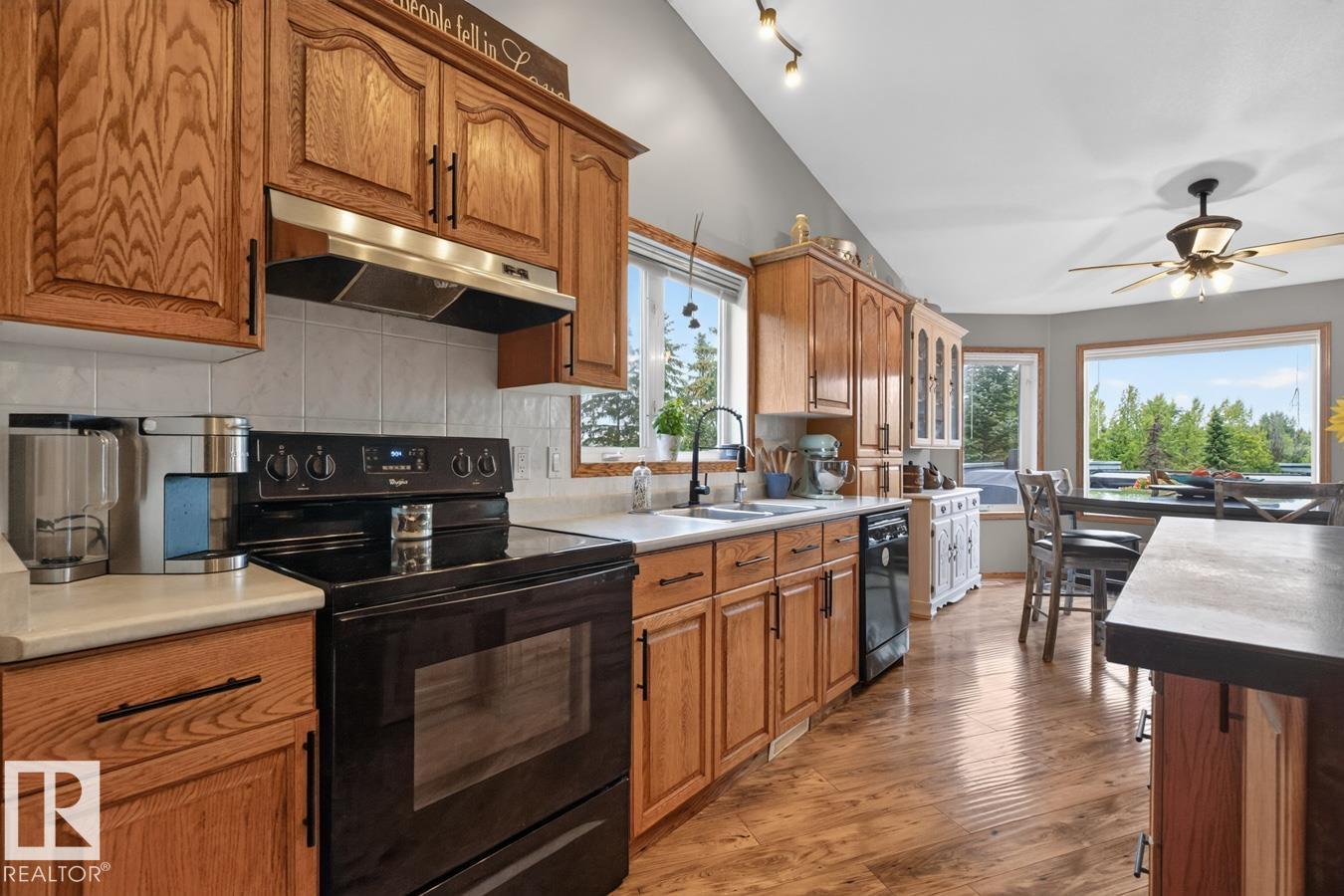 #110 52349 RGE ROAD 222 - 10