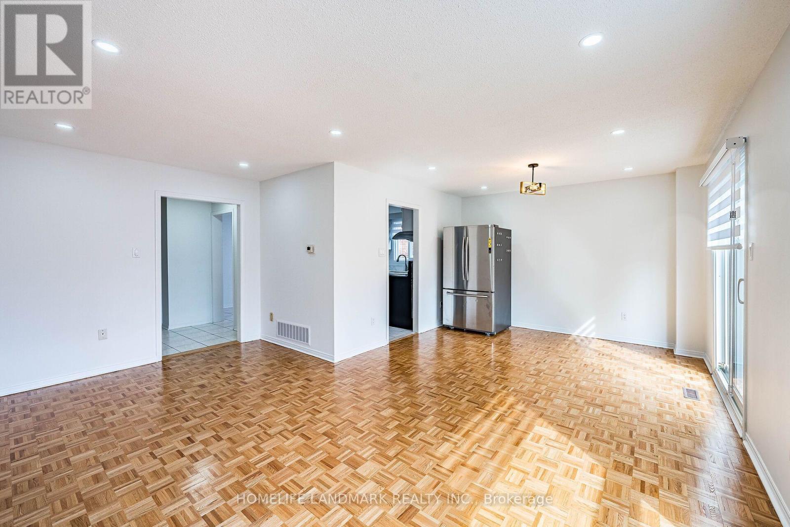 62 DANJOHN CRESCENT - 9