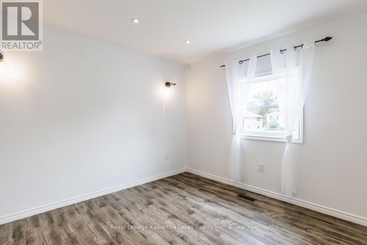 112 MURRAY STREET - 24