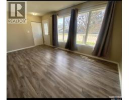 Kitchen - 161 Darlington Street E, Yorkton, SK S3N0E1 Photo 9