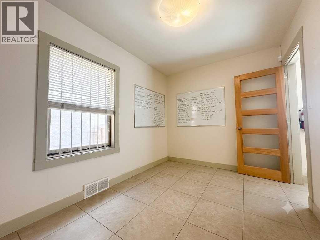 601 Marsh Road Northeast - Photo 9