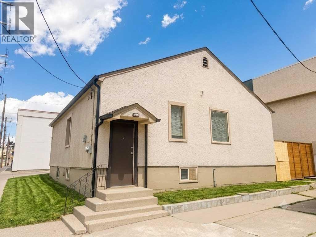601 Marsh Road Northeast