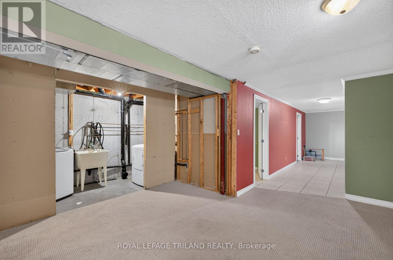 7 FANJOY DRIVE - Image 33
