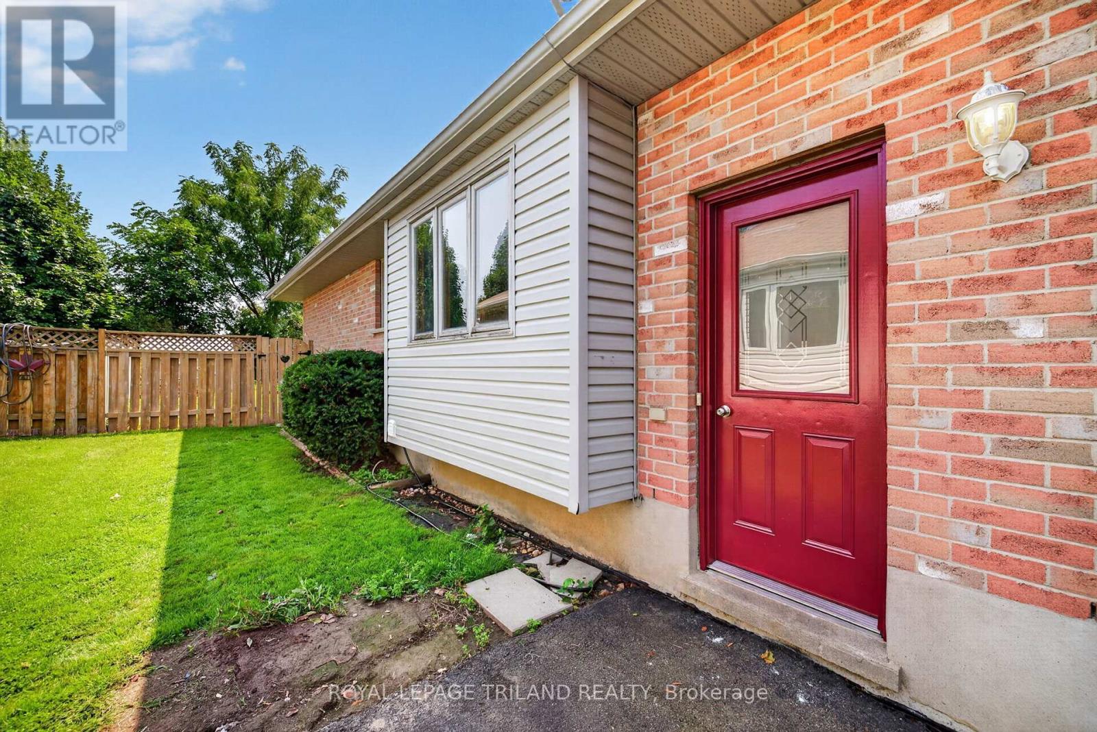 7 FANJOY DRIVE - Image 38