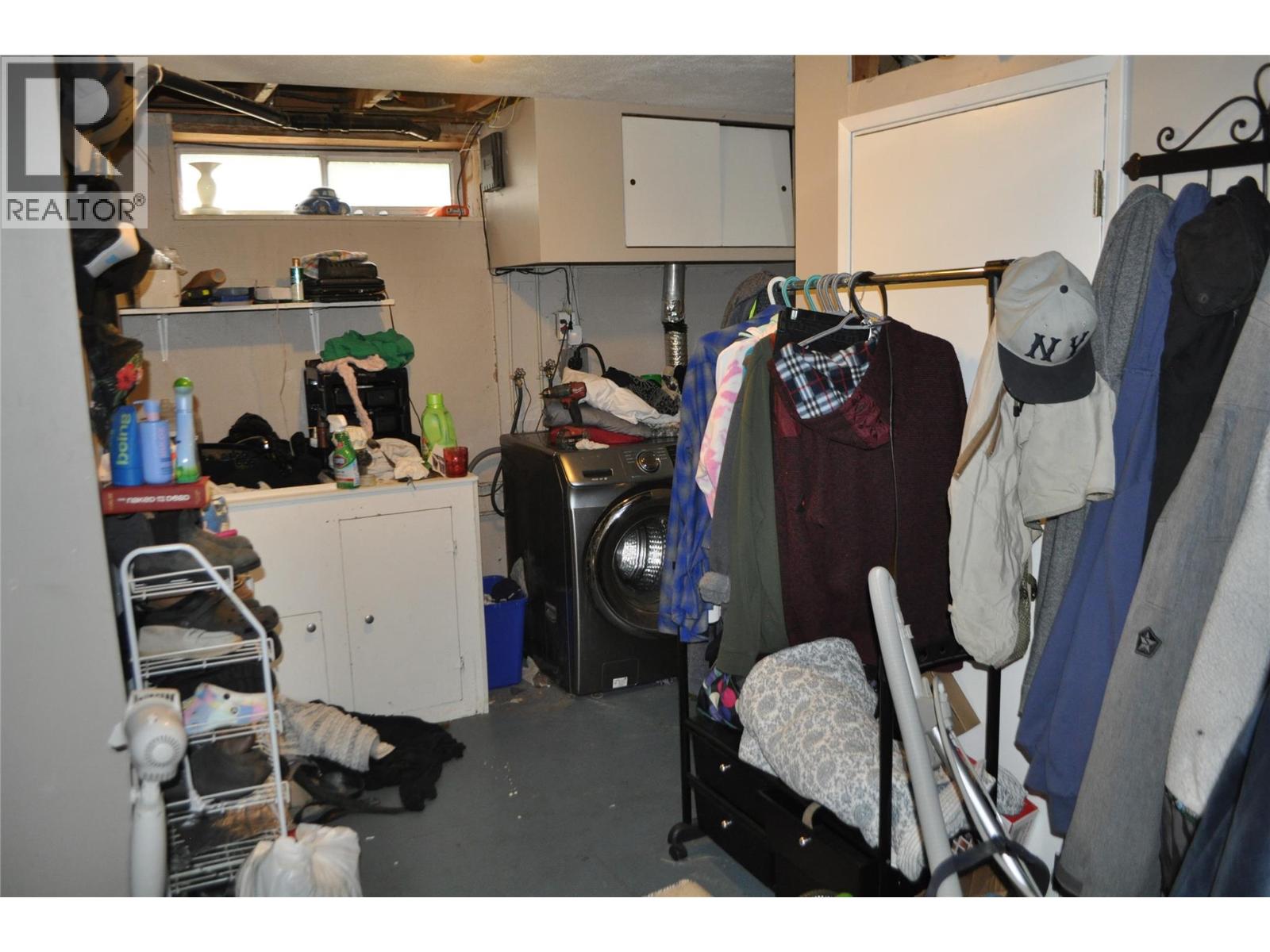 663 Clifton Avenue - Image 7
