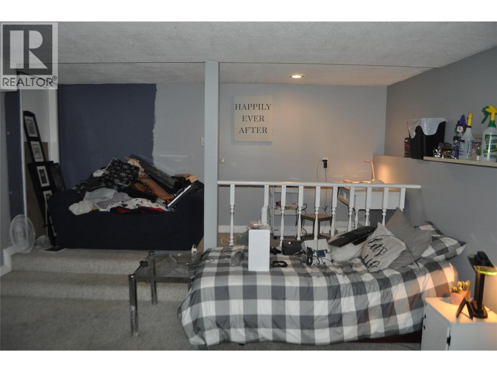663 Clifton Avenue - 6
