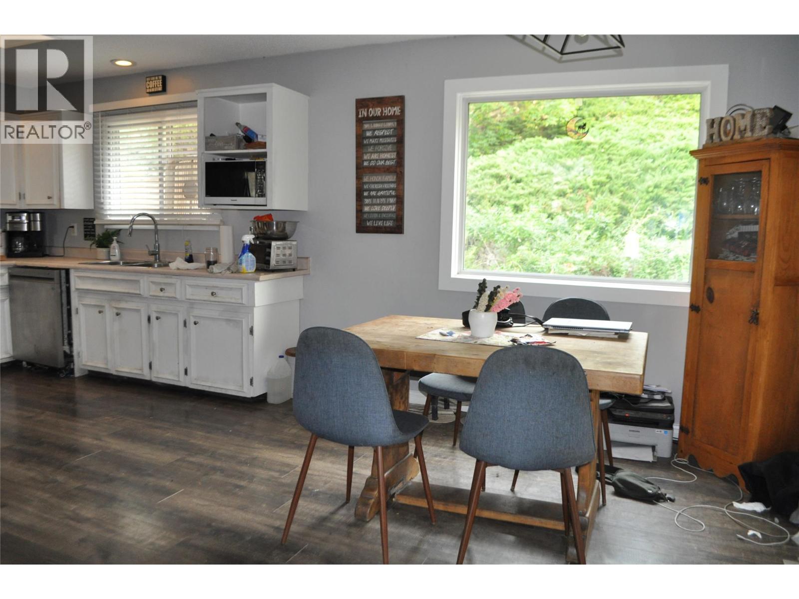 663 Clifton Avenue - 3