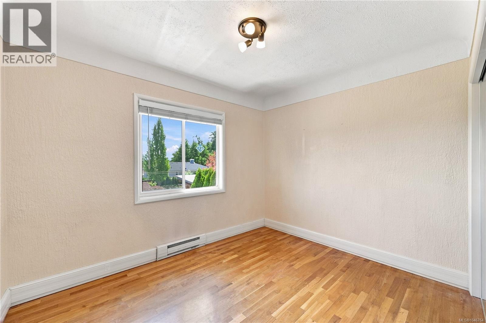503 Whiteside St - Image 12