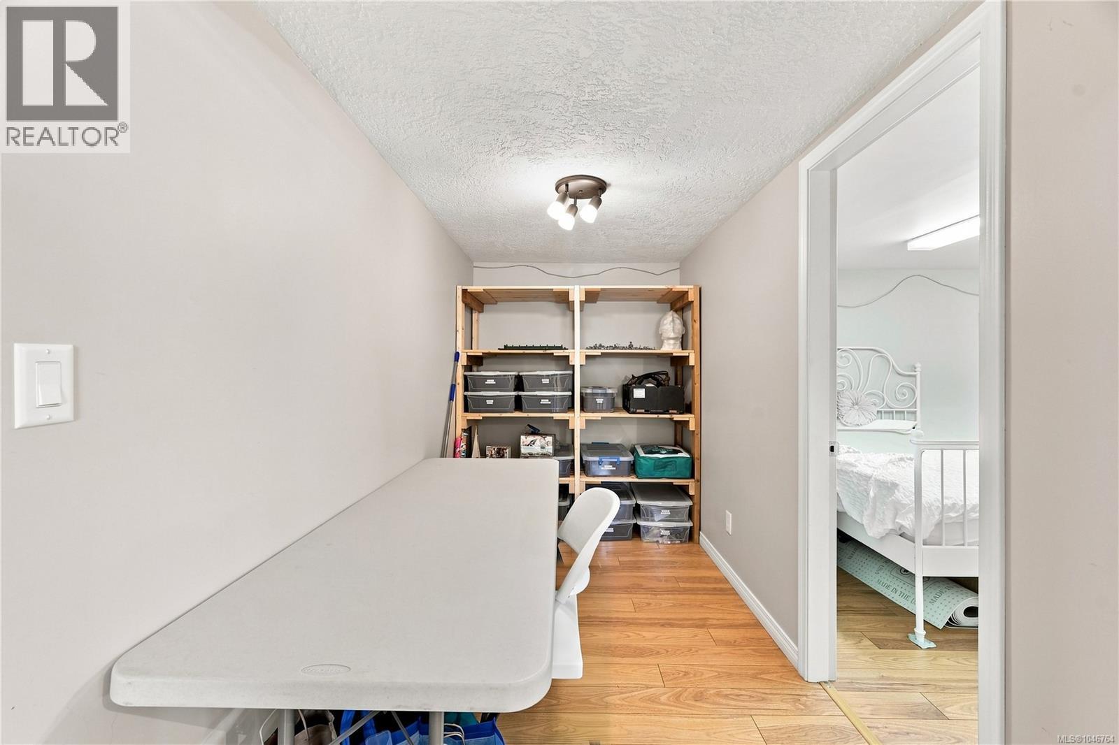 503 Whiteside St - Image 16