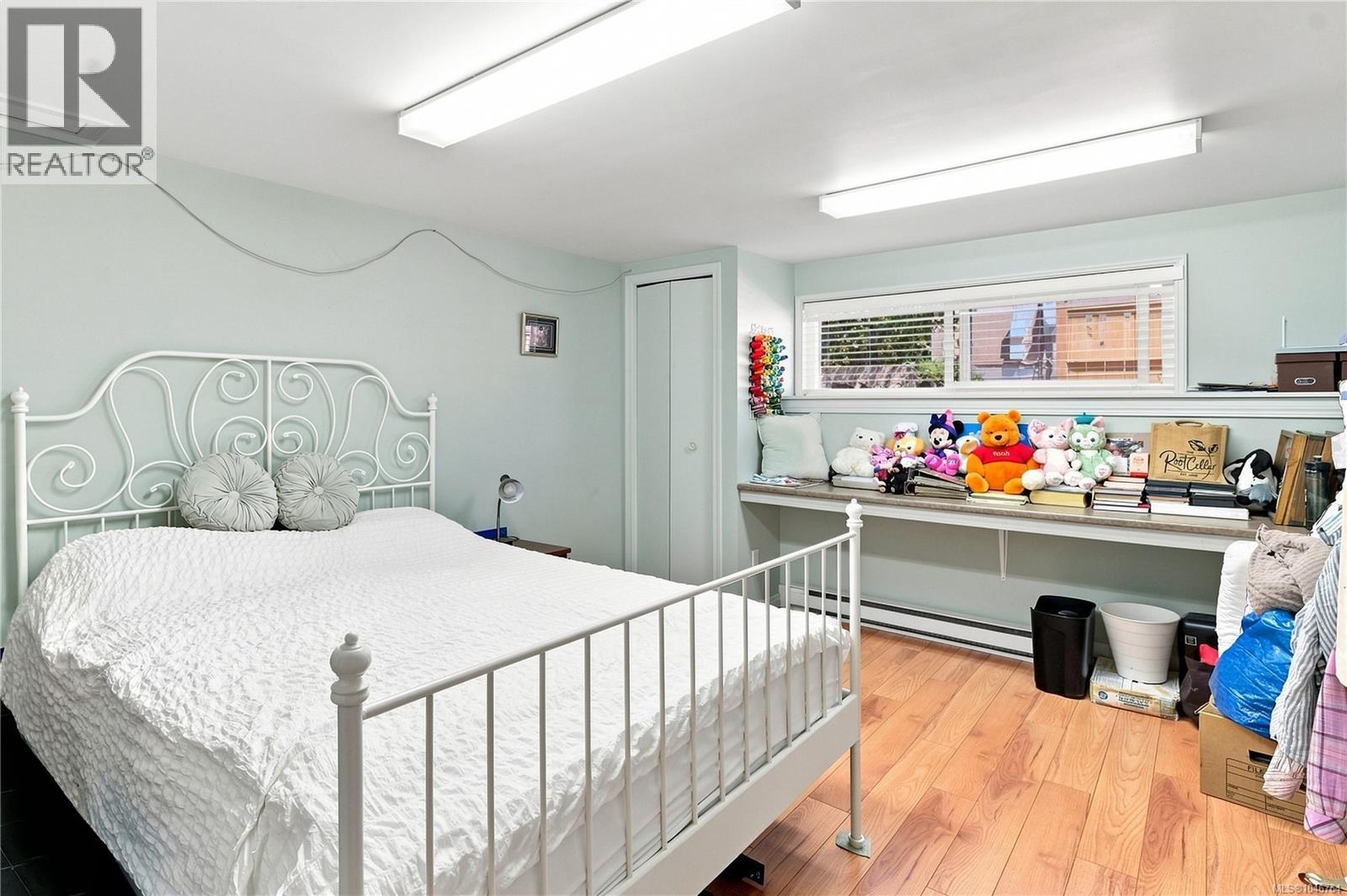 503 Whiteside St - Image 19
