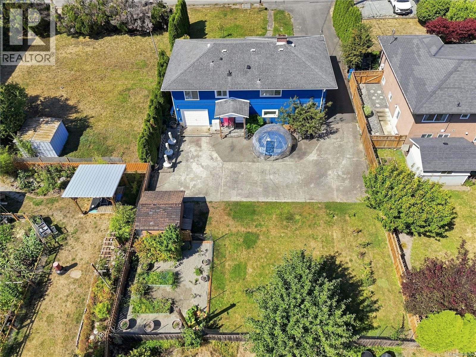 503 Whiteside St - Image 28