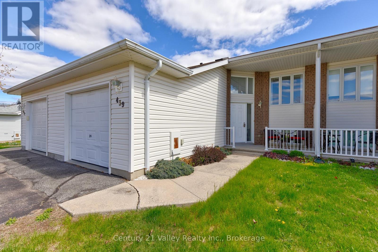 Property for sale at 439 MAYHEW STREET
