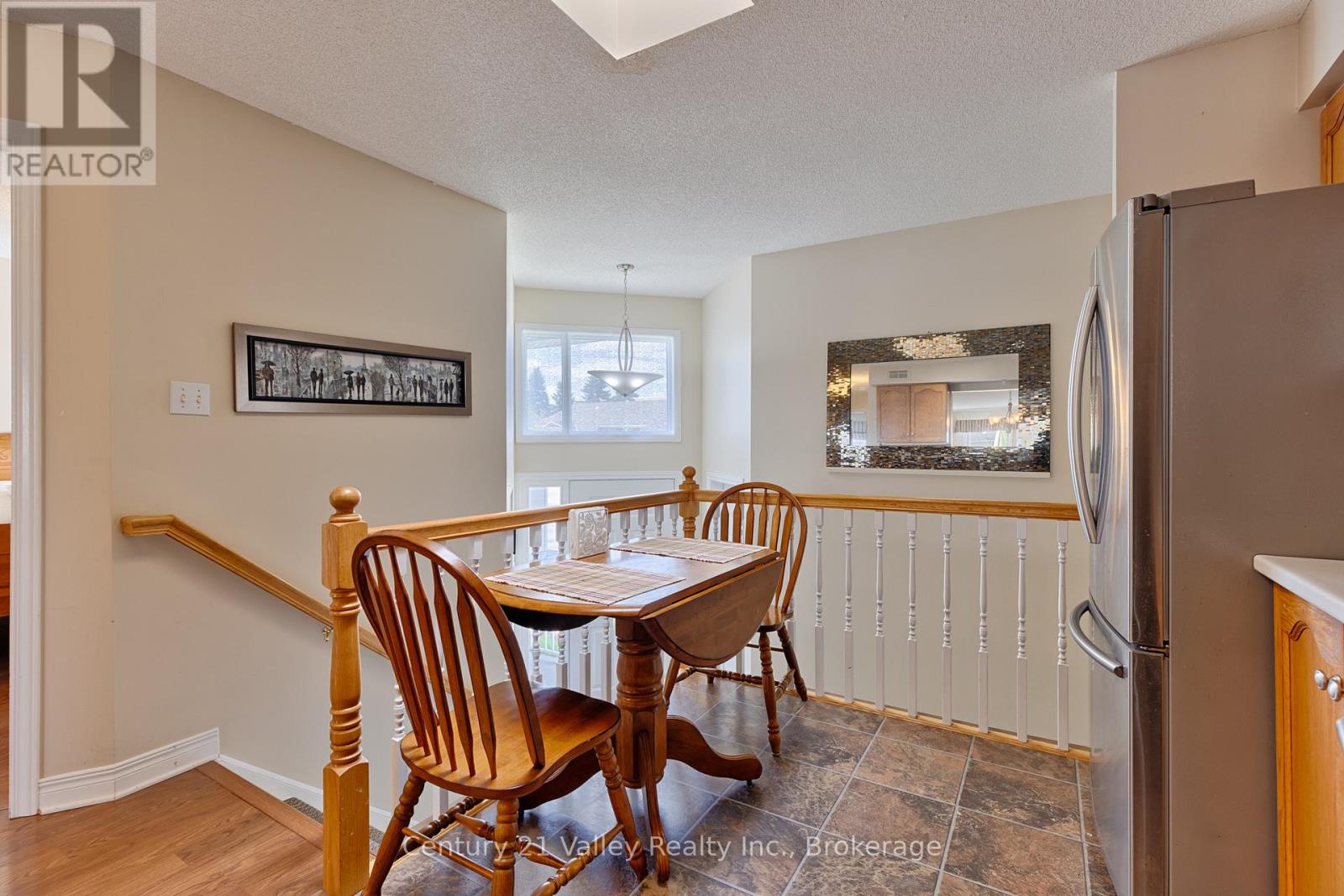 3 Bed, 3 Bath House for Sale in Renfrew – 439 MAYHEW STREET, Renfrew – MLS# X13676406 - Image 25