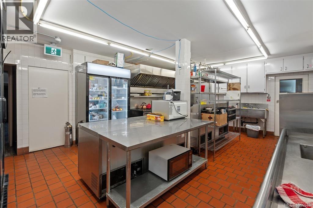1424 Gillespie Rd - Image 19