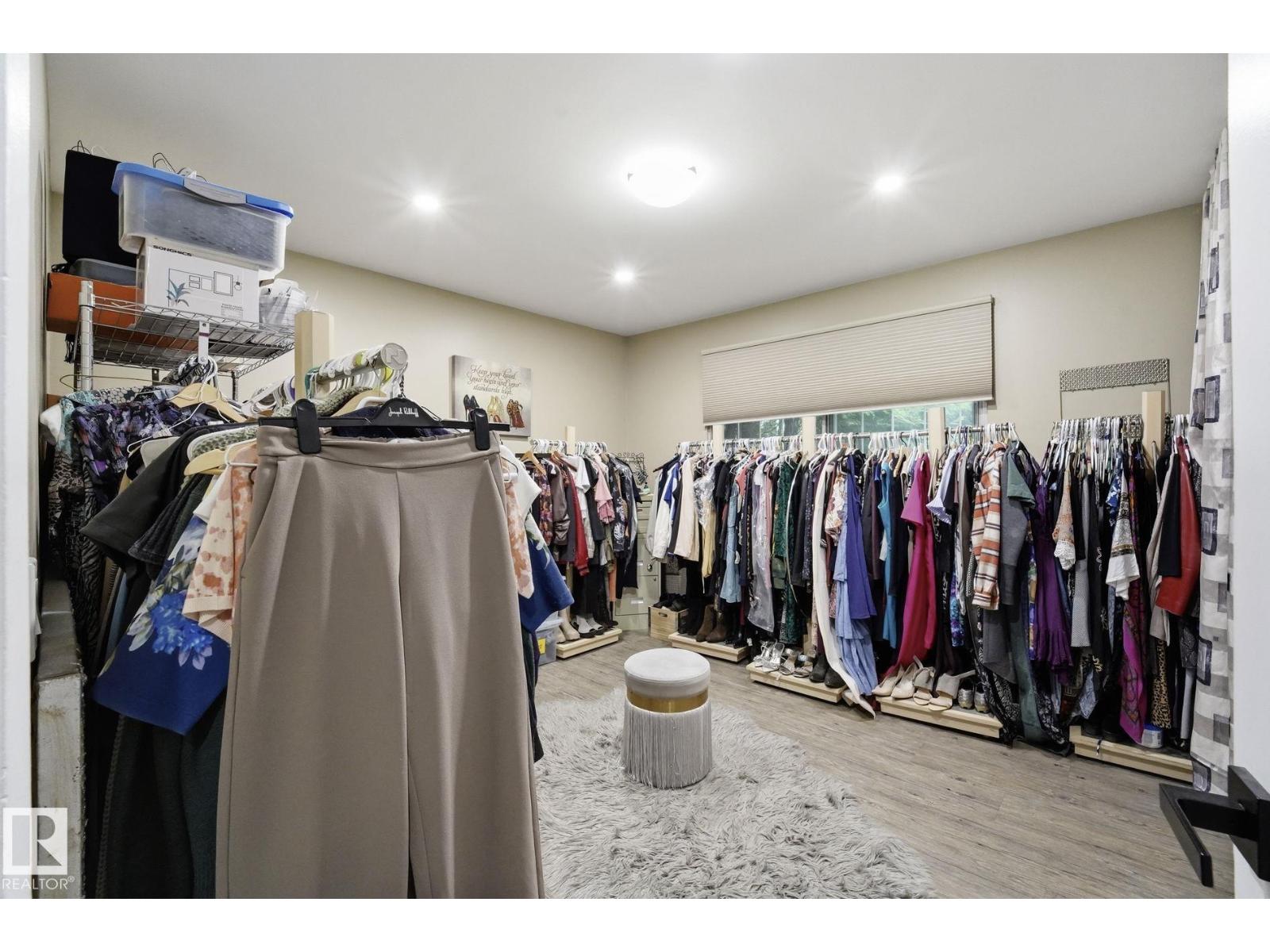 10528 45 ST NW NW - Photo 19