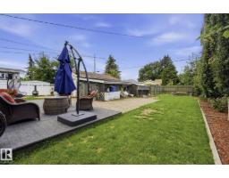 10528 45 St Nw Nw, Edmonton, AB T6A1X5 Photo 38