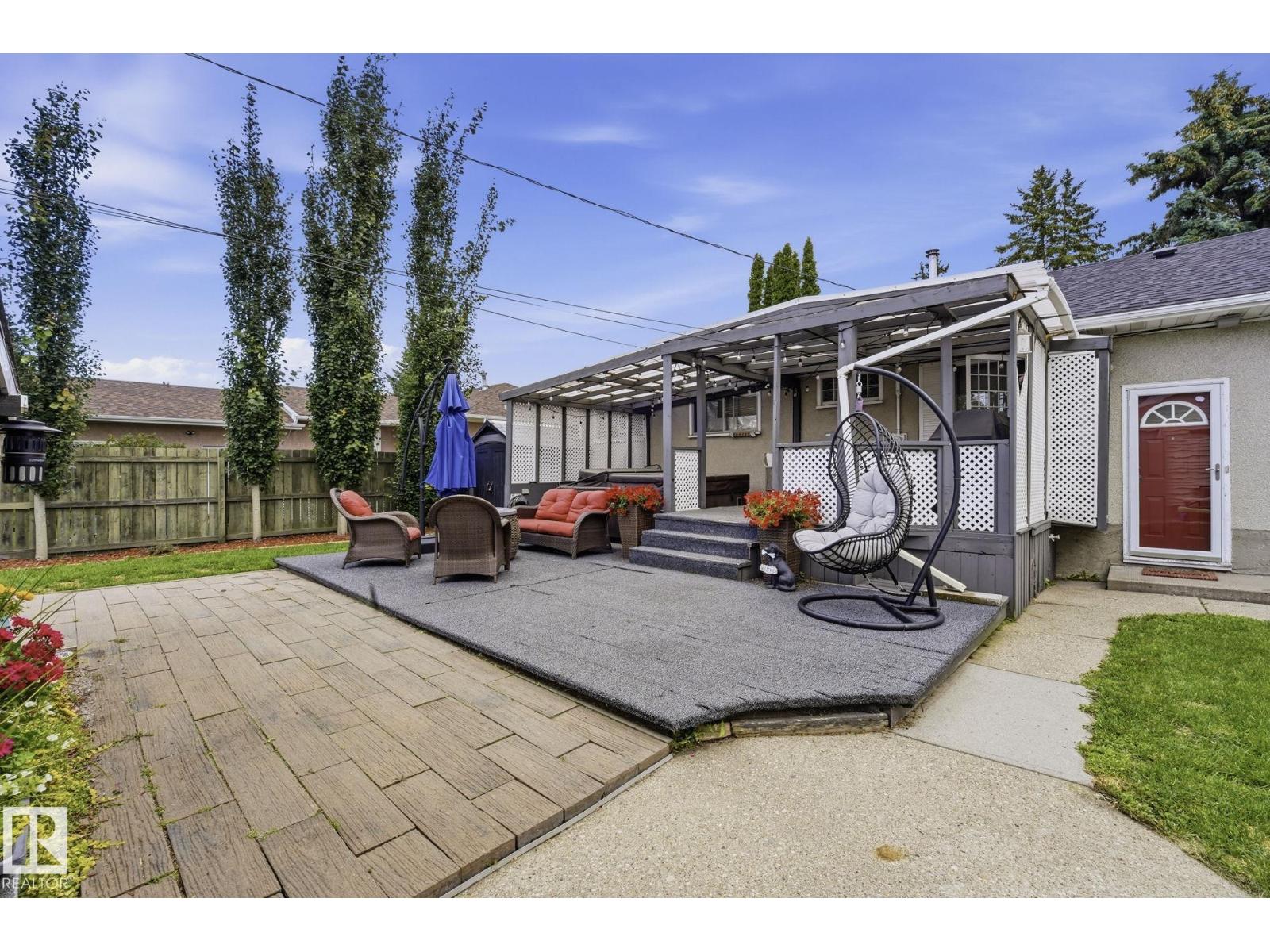 10528 45 ST NW NW - Photo 39