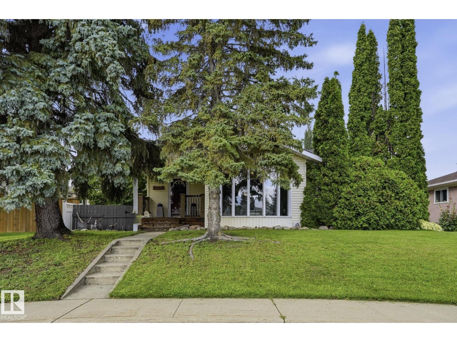 10528 45 ST NW - 46