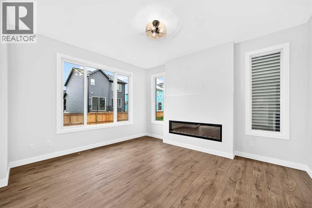583 Buffaloberry Manor Southeast - Photo 6