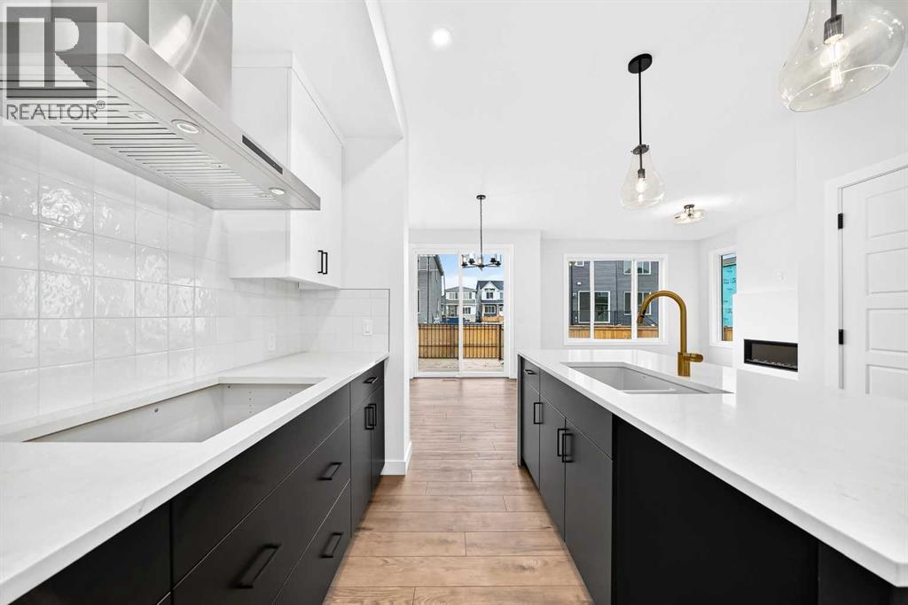 583 Buffaloberry Manor Southeast