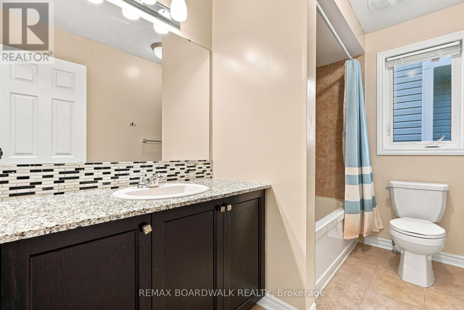 355 SWEETCLOVER WAY - 35