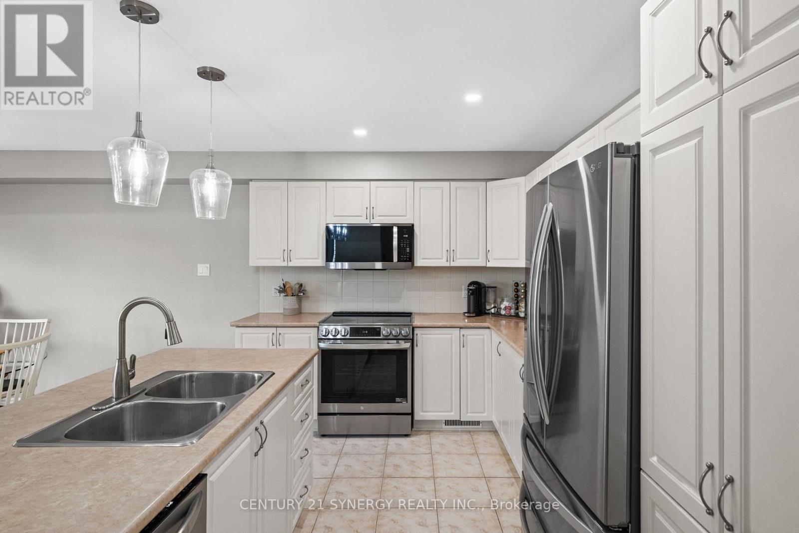 512 CHEROKEE WAY - 10