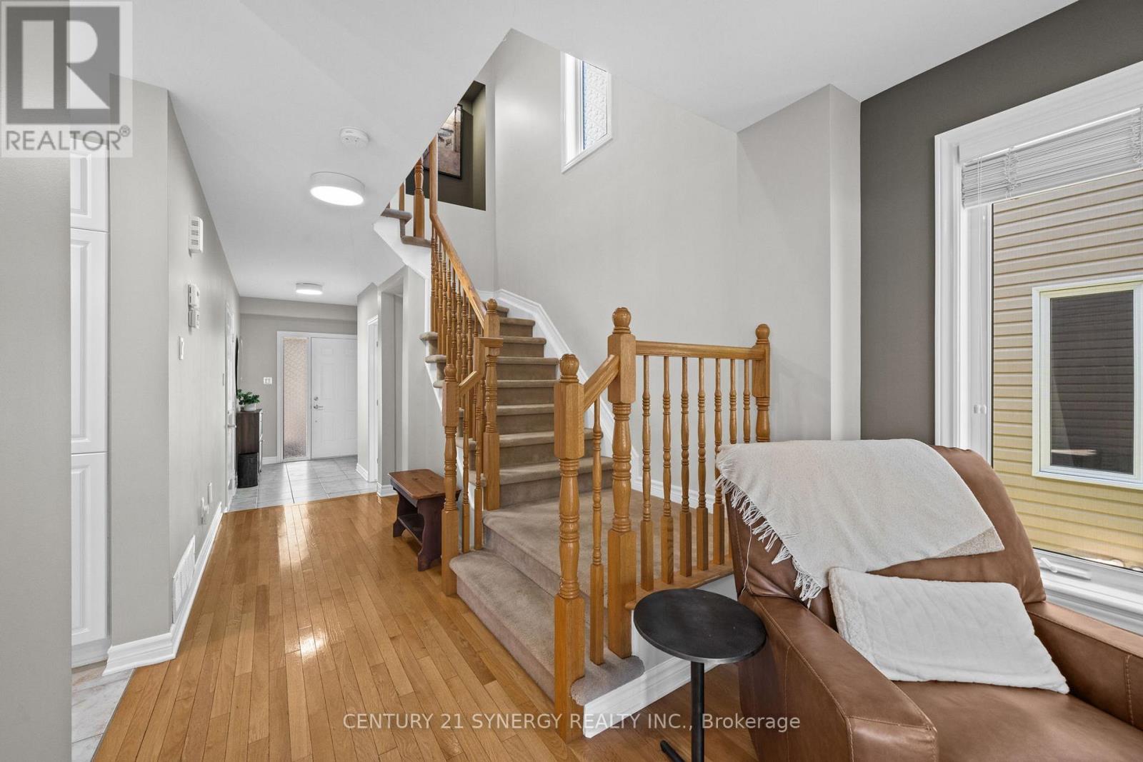 3 Bed, 3 Bath House for Sale in Ottawa – 512 CHEROKEE WAY, Ottawa – MLS# X13676348 - Image 16