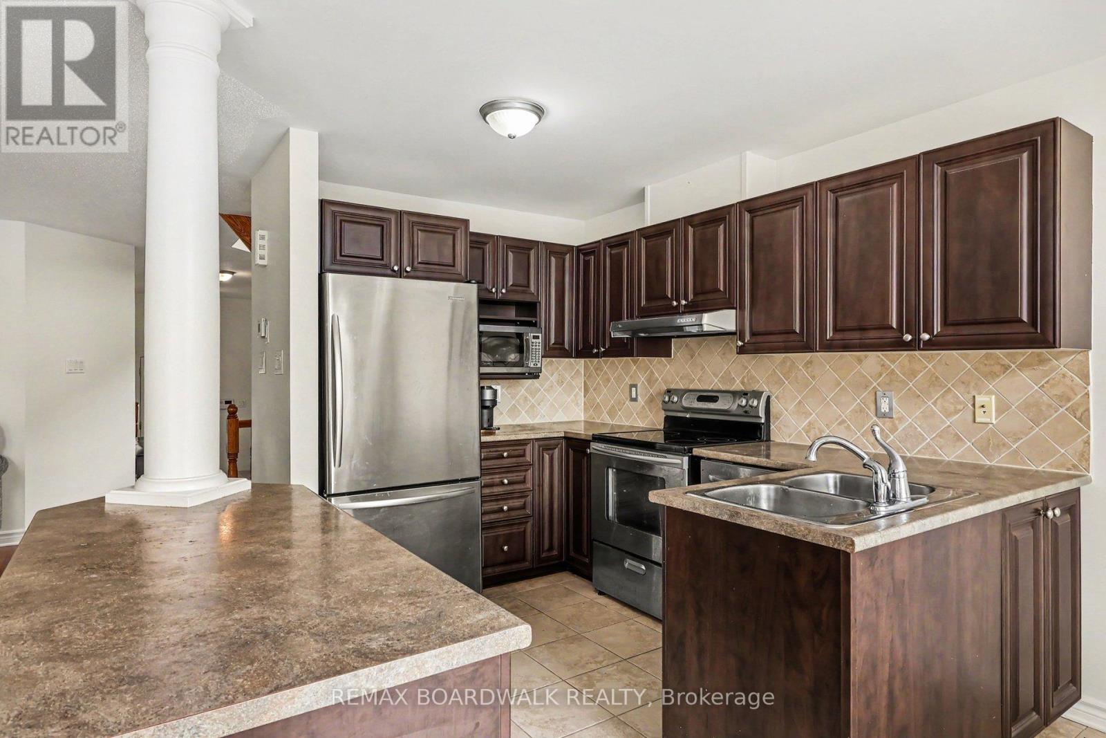 3 Bed, 3 Bath House for Sale in Ottawa – 132 MONTMORENCY WAY, Ottawa – MLS# X13676398 - Image 13