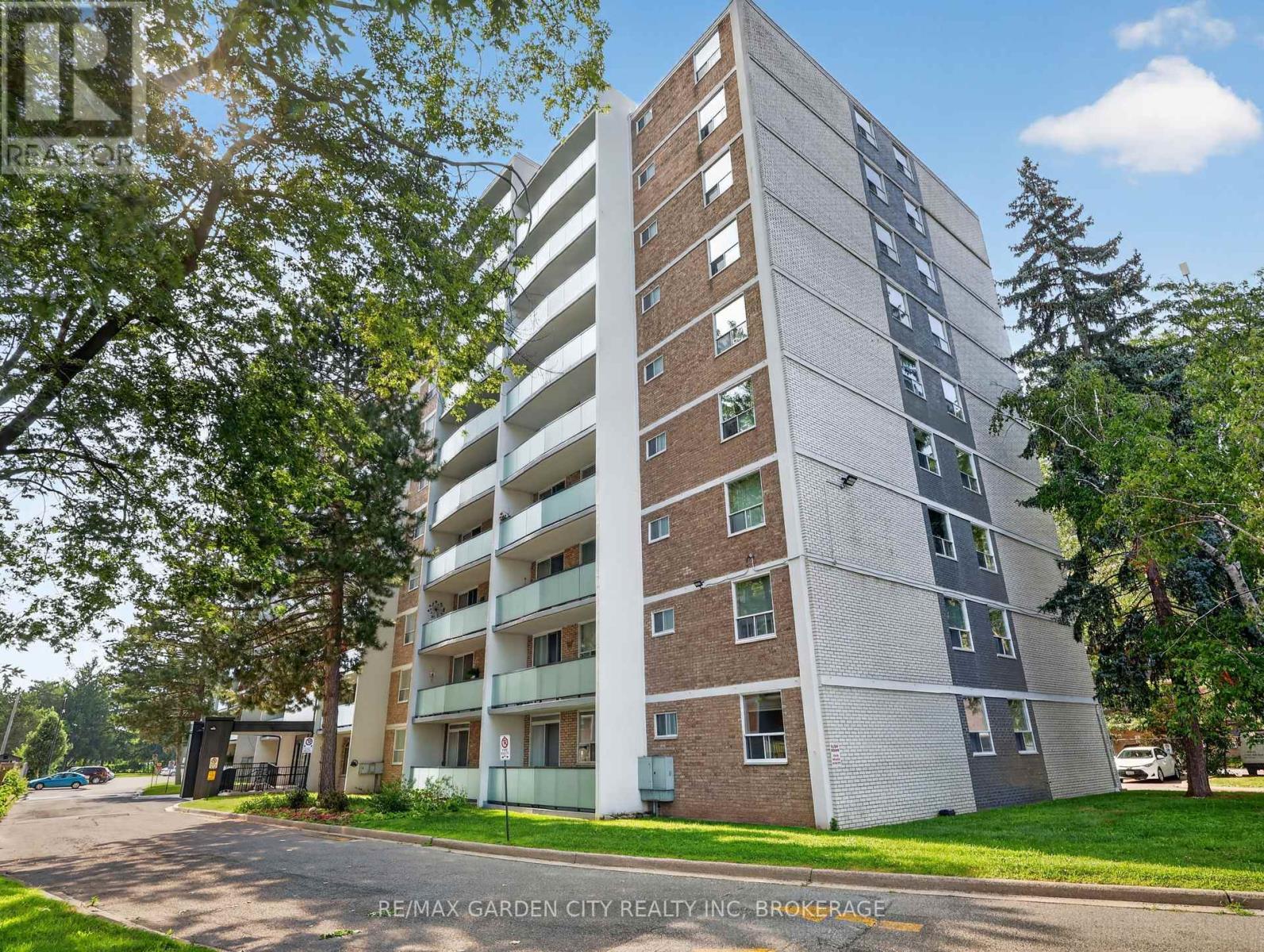#701 359 GENEVA STREET - 1