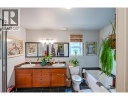 3812 Albrecht Road, Naramata, BC V0H1N1 Photo 28