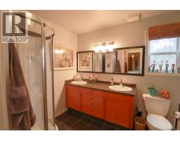 3812 Albrecht Road, Naramata, BC V0H1N1 Photo 54
