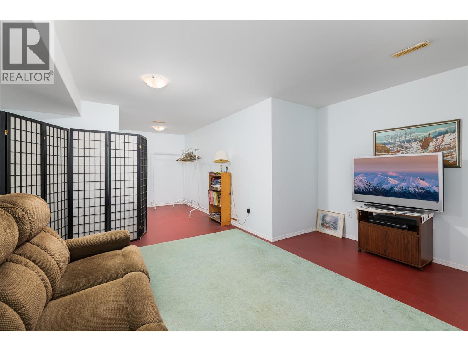 307 Dugan Street - 22