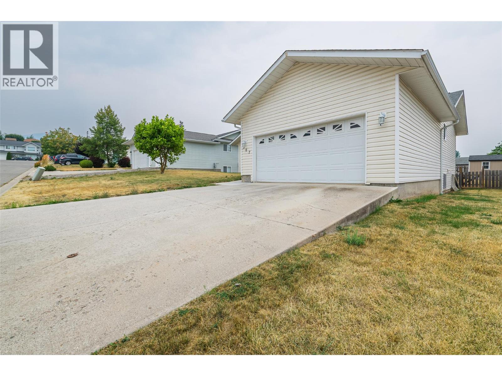 307 Dugan Street - Image 26
