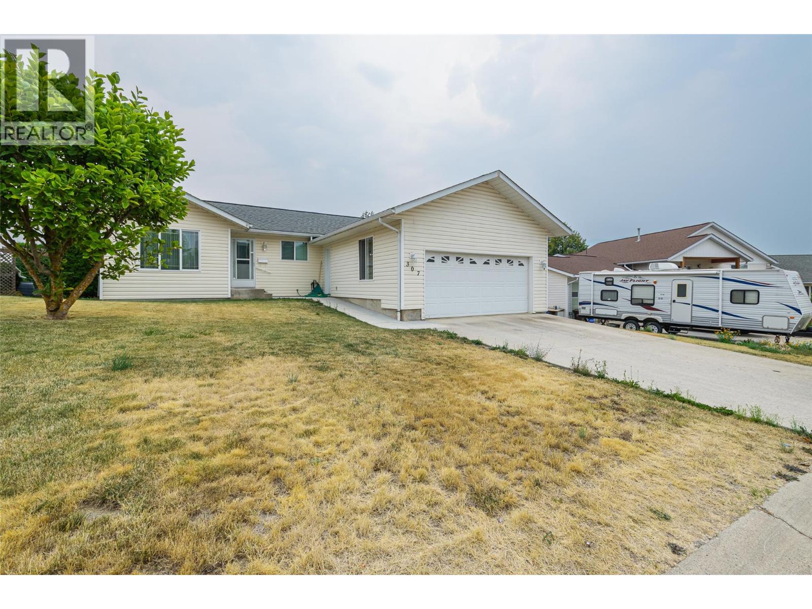 307 Dugan Street - 28