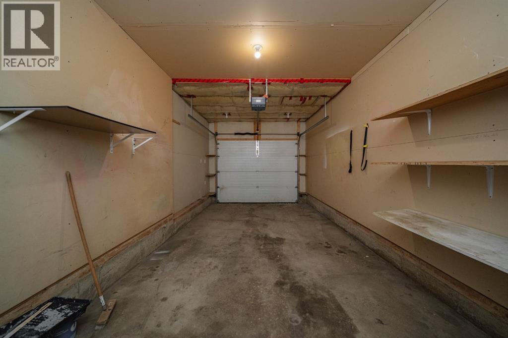 111 Polar Bay - Photo 33