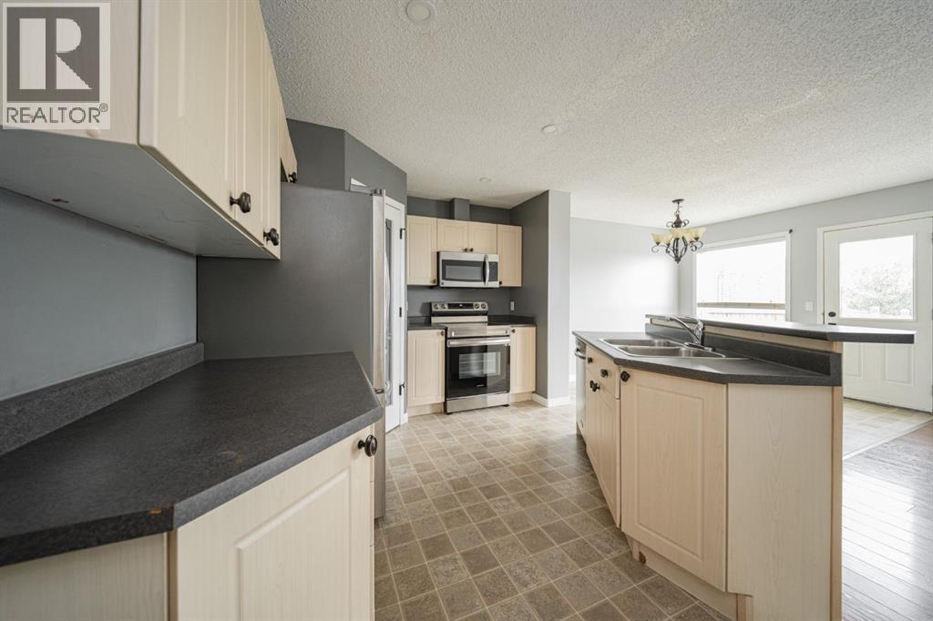 111 Polar Bay
