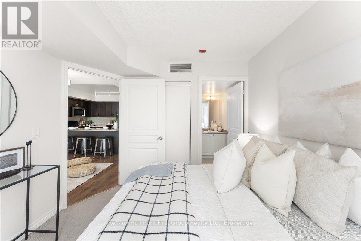 #302 1600 CHARLES STREET - 20