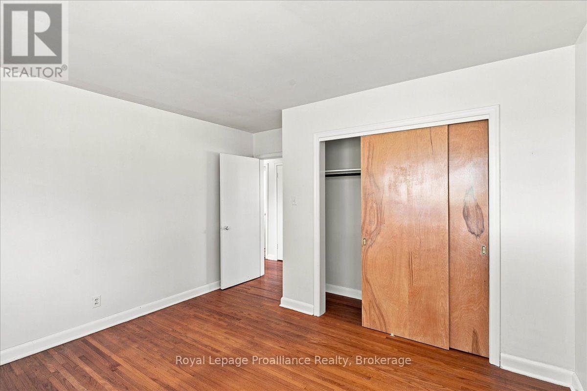 120 SIDNEY CRESCENT - Image 19