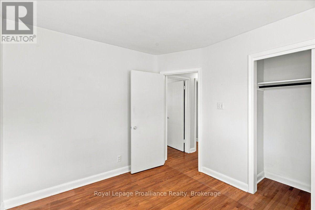 120 SIDNEY CRESCENT - Image 21