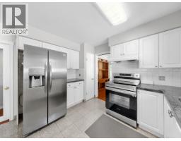 245 W 63rd Avenue, Vancouver, BC V5X2H9 Photo 15