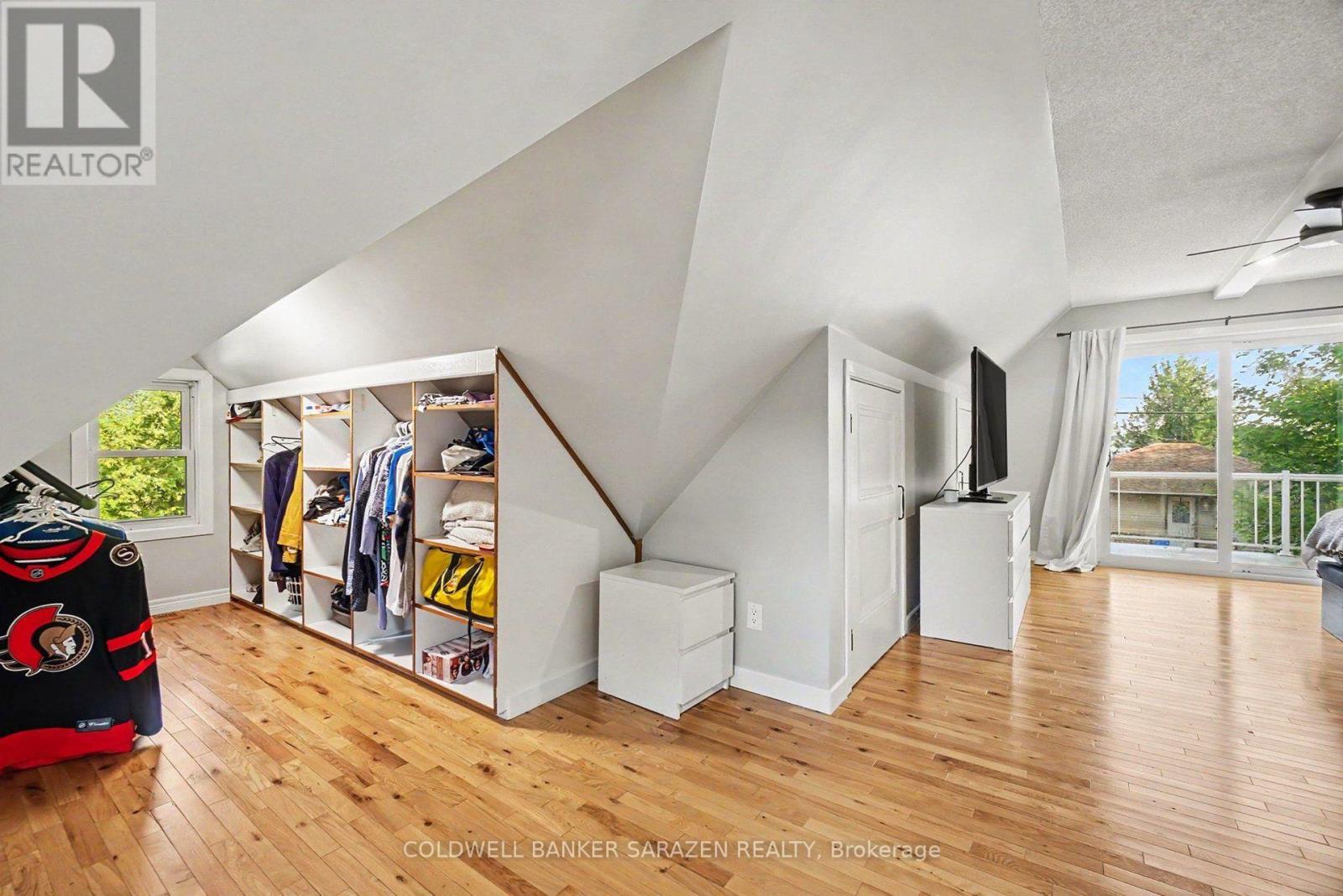 86 TOWEY LANE - 22