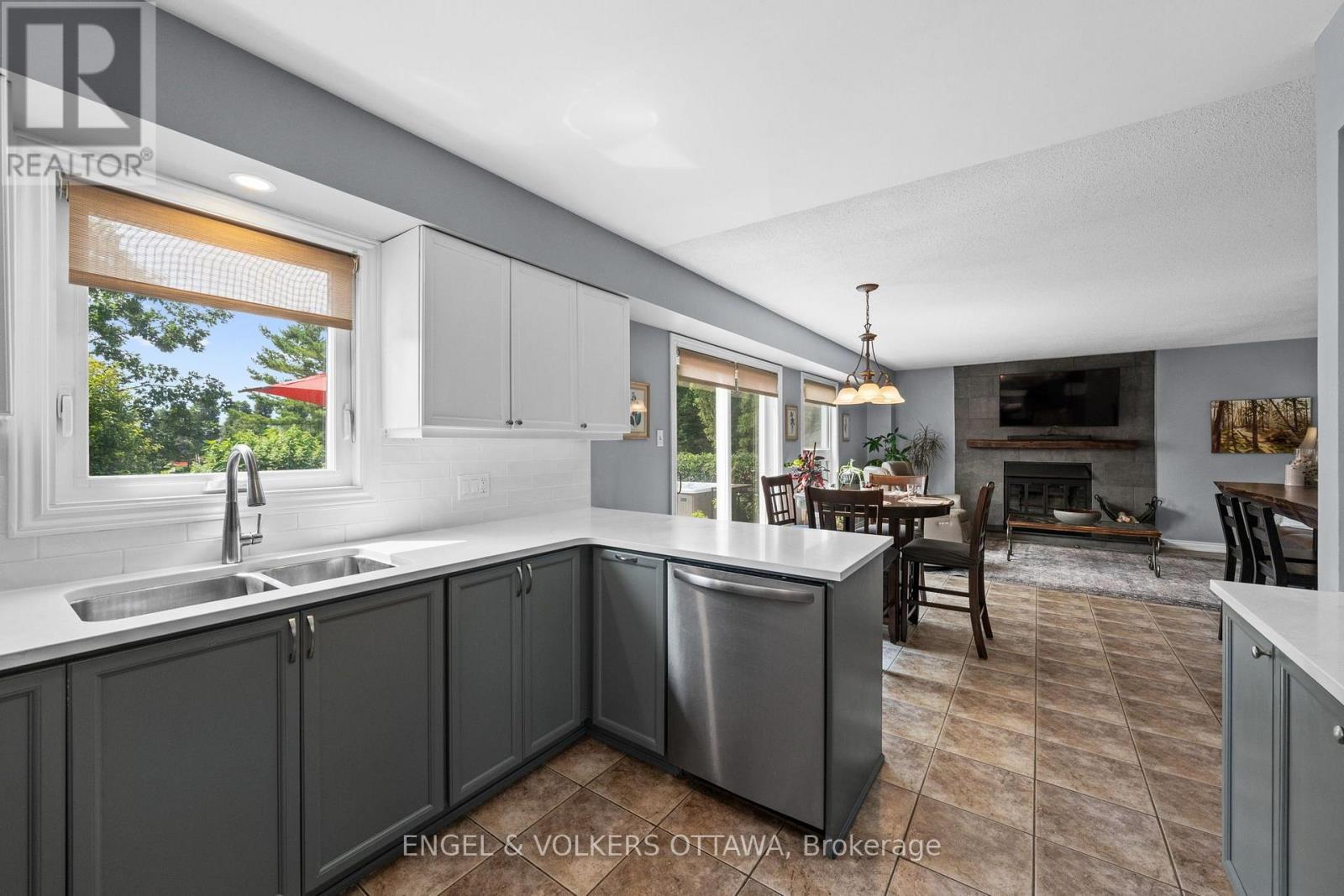 4 Bed, 3 Bath House for Sale in Ottawa – 1602 PROULX DRIVE, Ottawa – MLS# X13676306 - Image 18