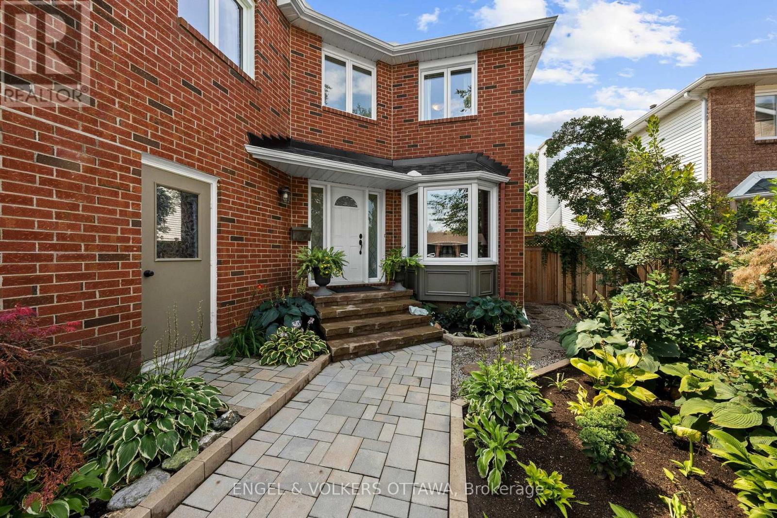 1602 PROULX DRIVE - 4