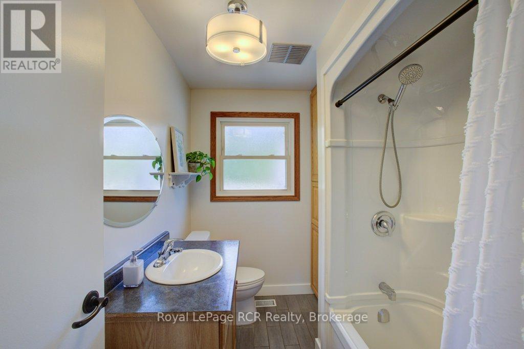 280 DOMVILLE STREET - 19