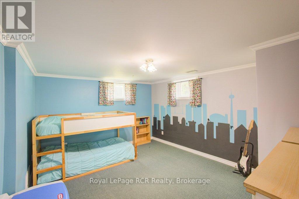 280 DOMVILLE STREET - Image 25