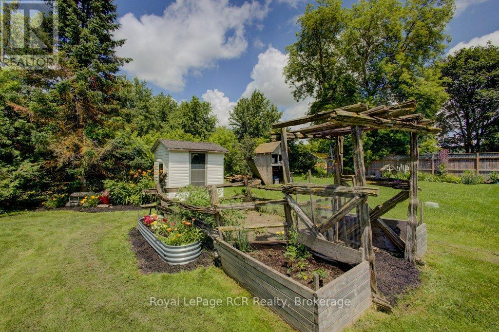 280 DOMVILLE STREET - 34