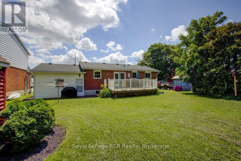 280 DOMVILLE STREET - Image 35