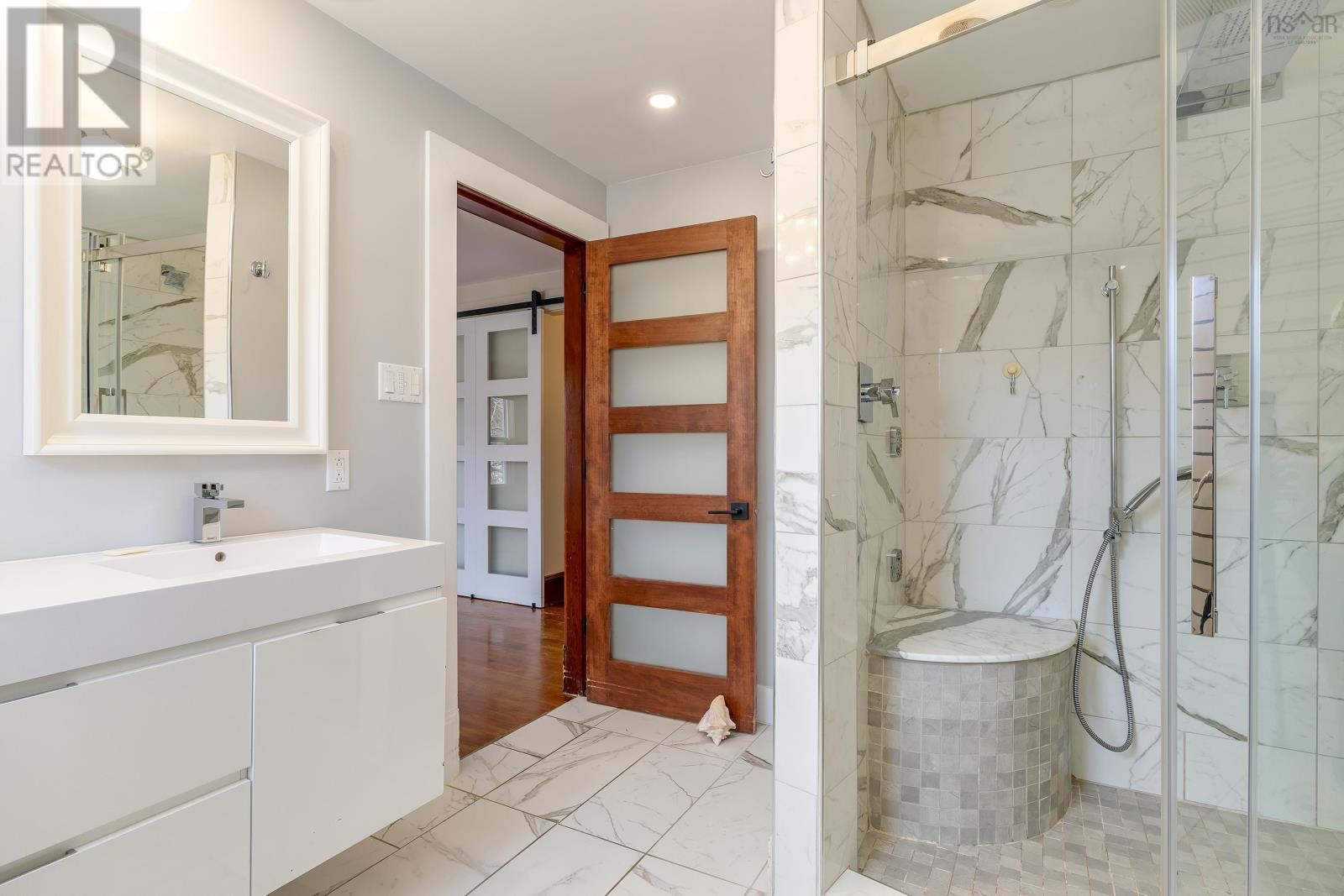 212 Windmill Road - 38